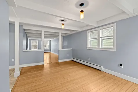 214 Maplehurst Avenue Manchester NH 03104