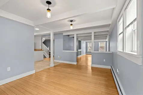 214 Maplehurst Avenue Manchester NH 03104