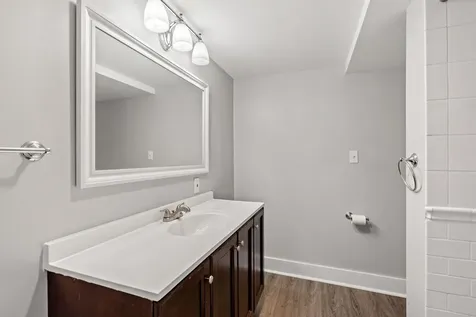 214 Maplehurst Avenue Manchester NH 03104