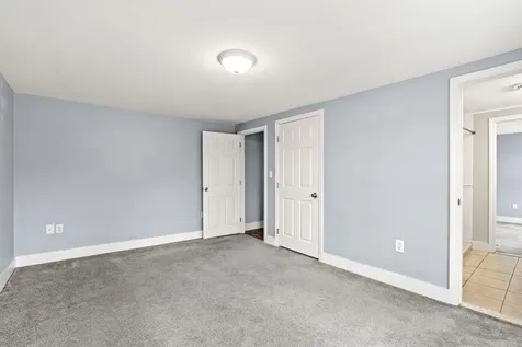 214 Maplehurst Avenue Manchester NH 03104