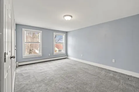 214 Maplehurst Avenue Manchester NH 03104