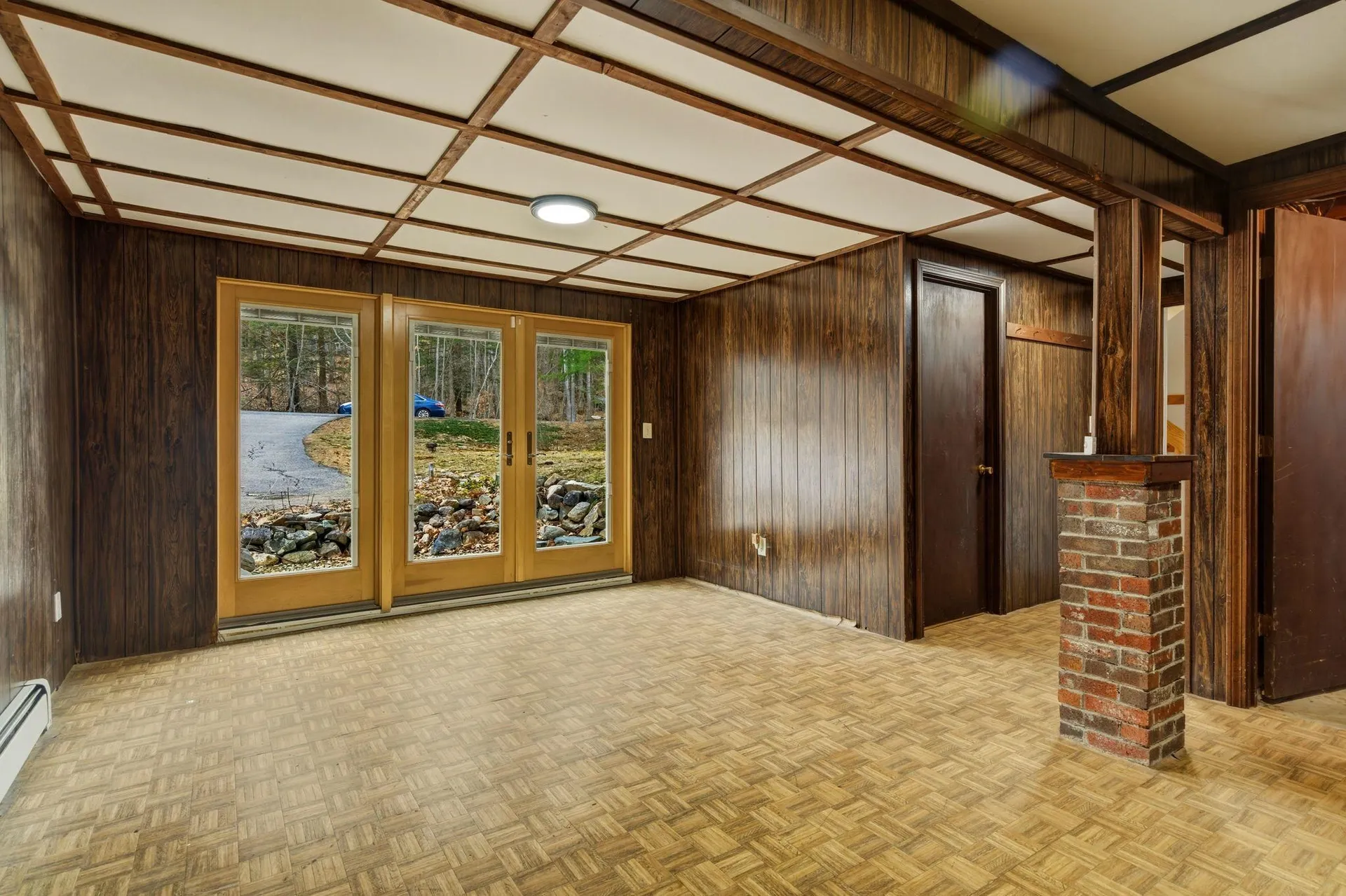 24 Jay Drive Gilford NH 03249