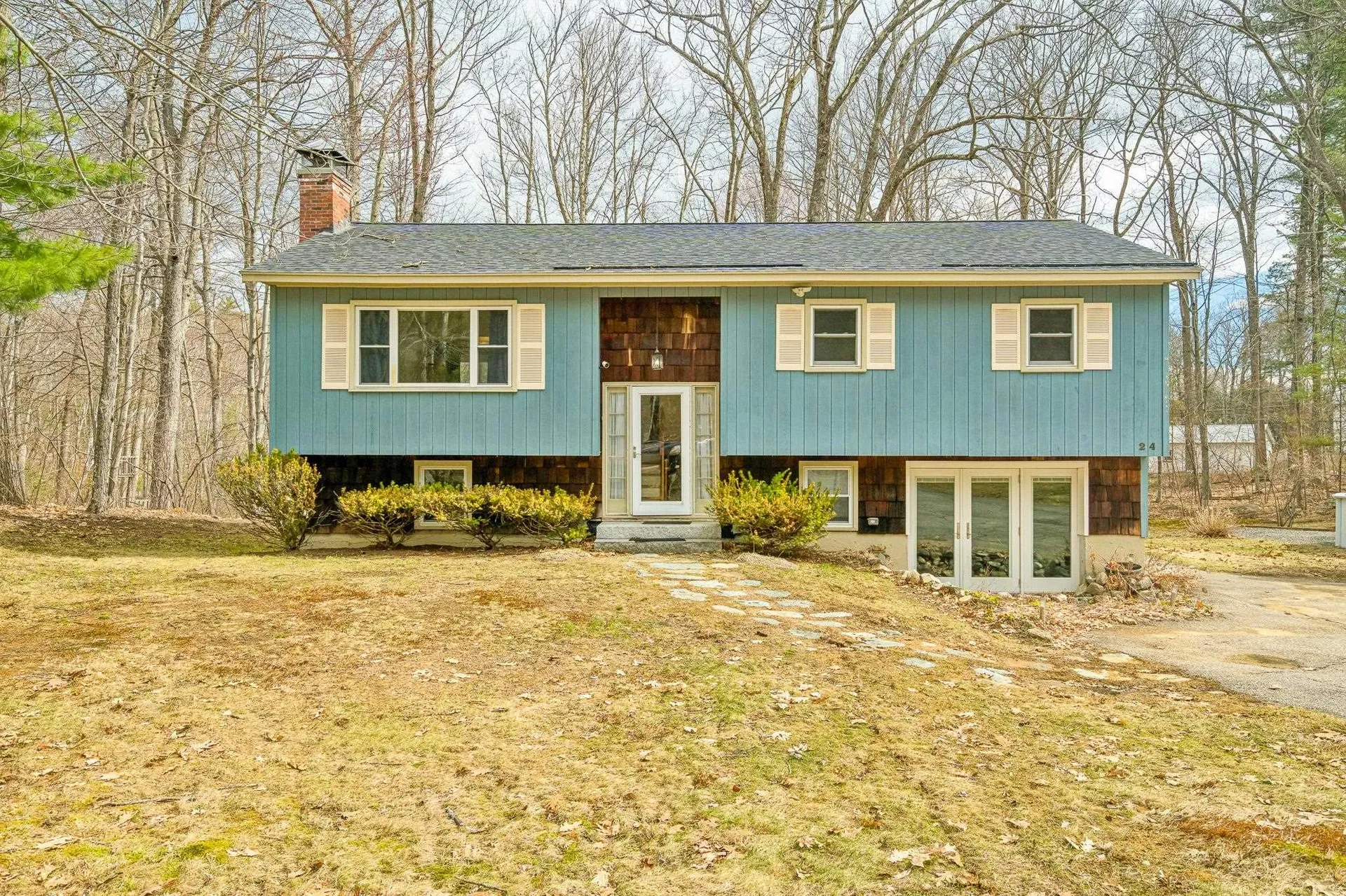 24 Jay Drive Gilford NH 03249
