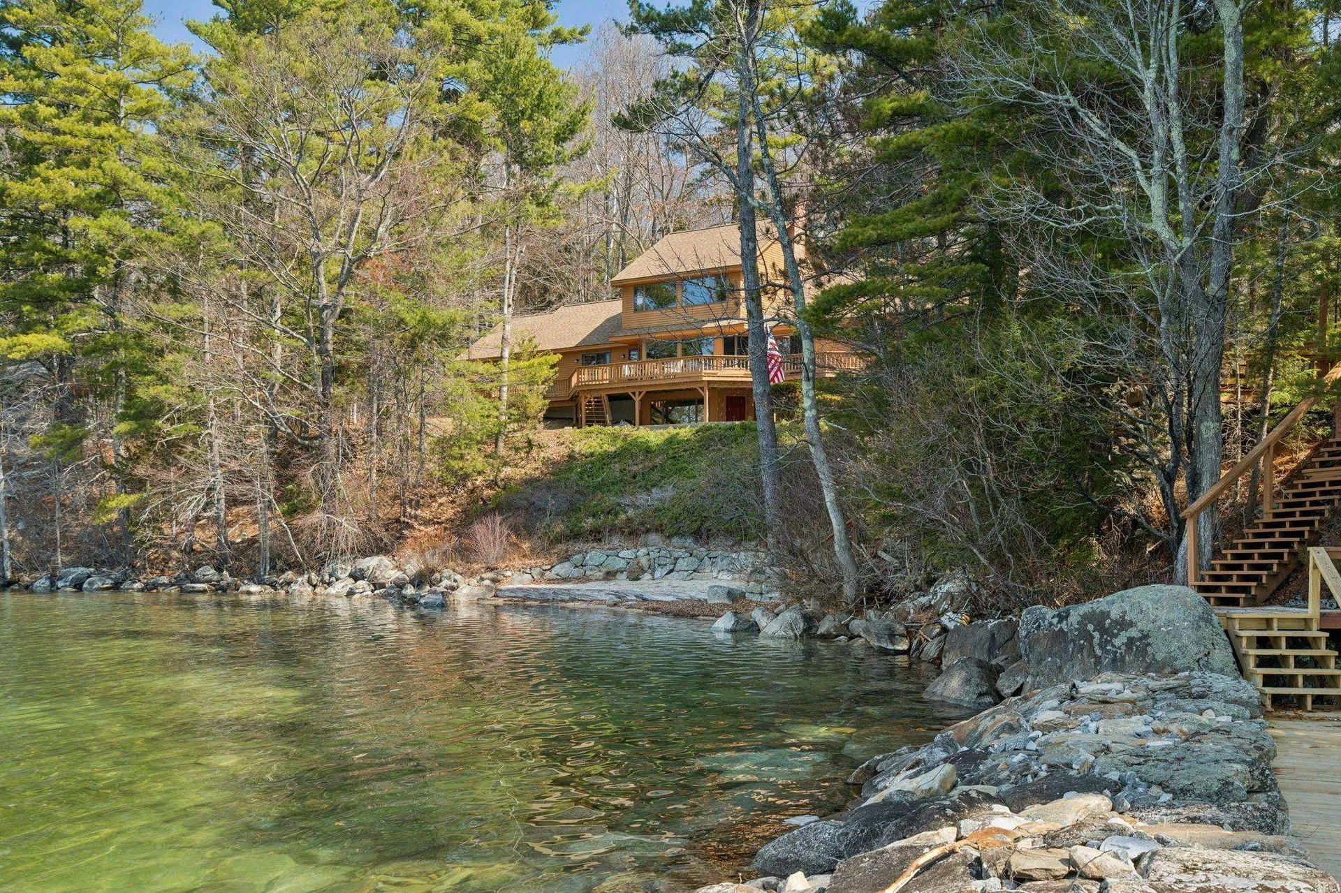 9 Umbrella Point Wolfeboro NH 03894