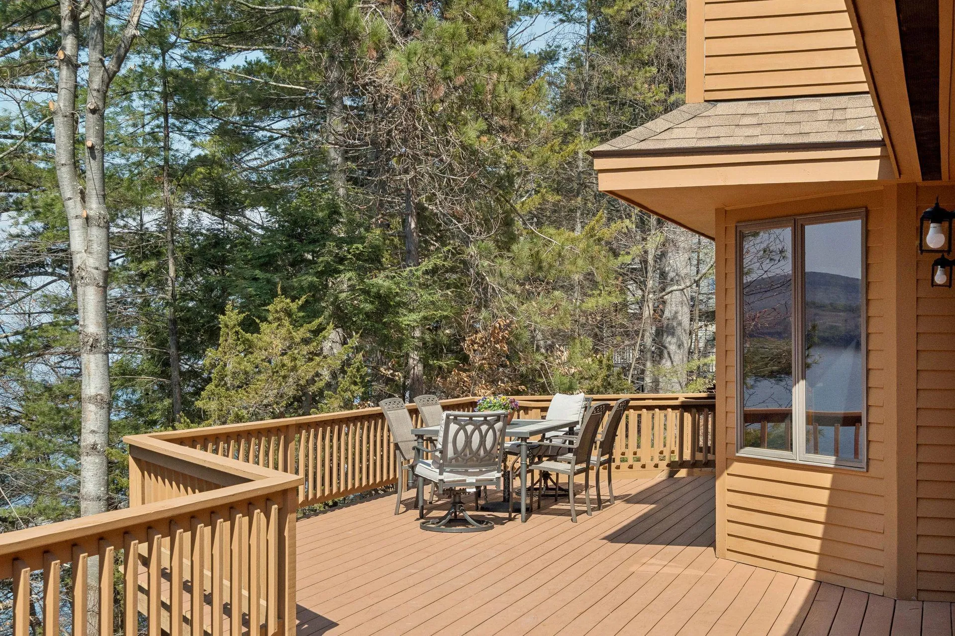 9 Umbrella Point Wolfeboro NH 03894