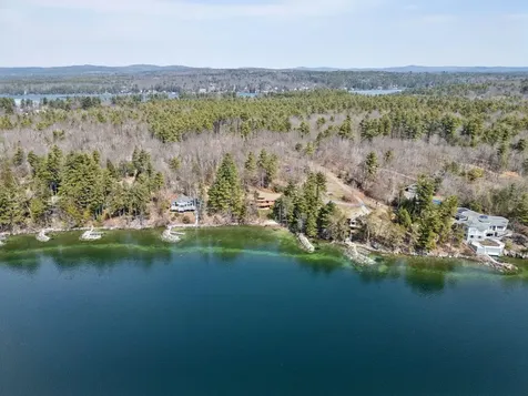 9 Umbrella Point Wolfeboro NH 03894