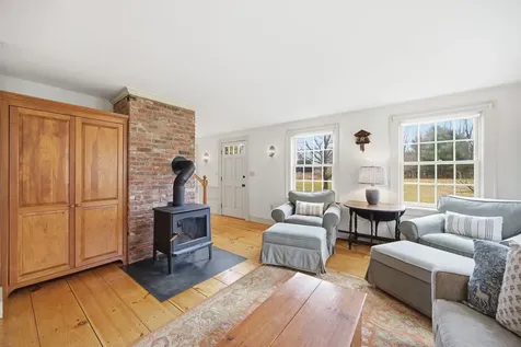 601 Cadwell Road Thetford VT 05043