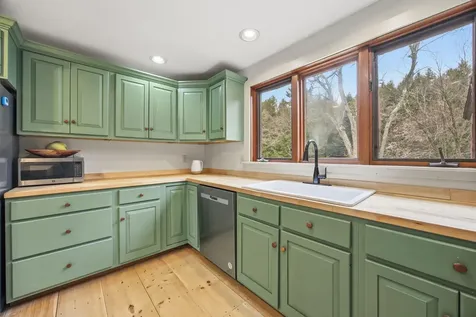 601 Cadwell Road Thetford VT 05043