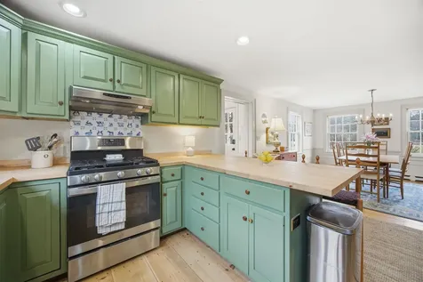 601 Cadwell Road Thetford VT 05043