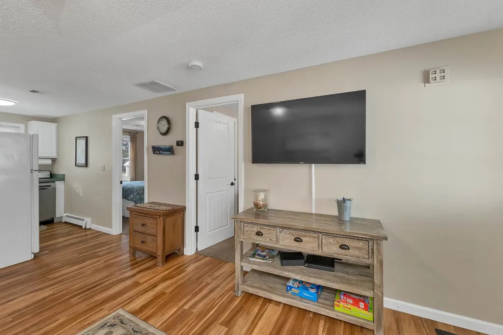 16 Hill Road Tilton NH 03276