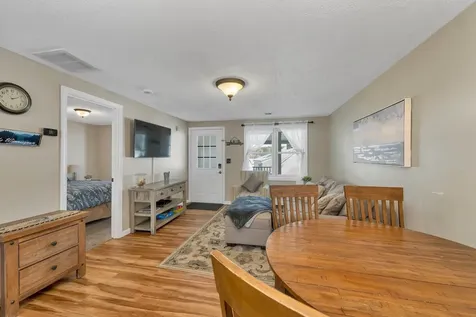 16 Hill Road Tilton NH 03276