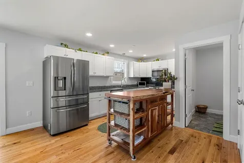 14 Waterford Drive Raymond NH 03077