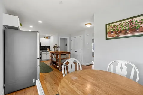 14 Waterford Drive Raymond NH 03077