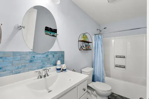 14 Waterford Drive Raymond NH 03077