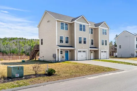 14 Waterford Drive Raymond NH 03077