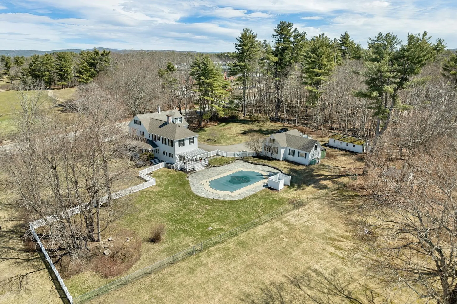 375 S Main Street Wolfeboro NH 03894