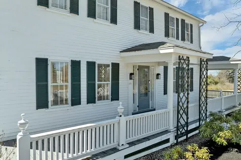 375 S Main Street Wolfeboro NH 03894