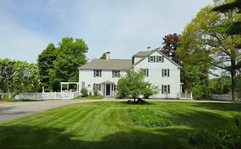 375 S Main Street Wolfeboro NH 03894