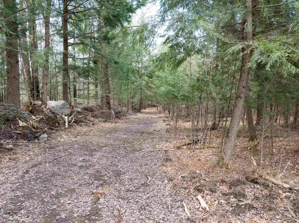 00 Middle Road Barre Town VT 05654