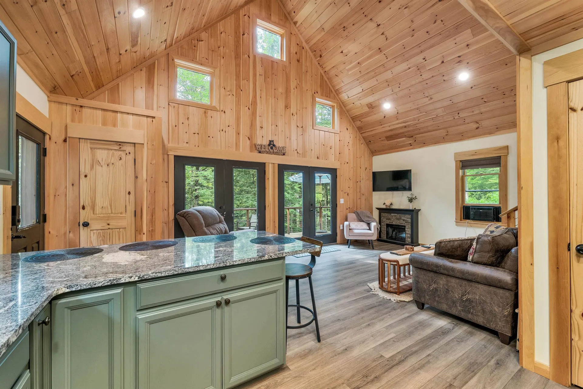 479 River Road Bridgewater NH 03222
