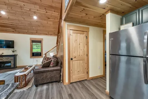479 River Road Bridgewater NH 03222