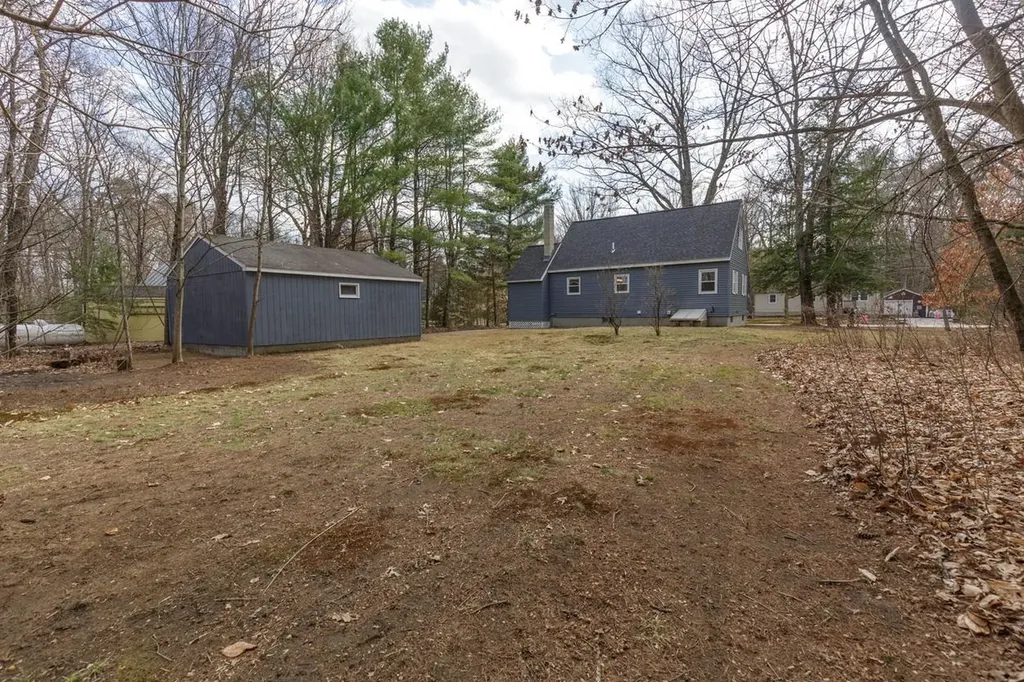 64 Forest Lane Boscawen NH 03303