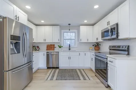 64 Forest Lane Boscawen NH 03303