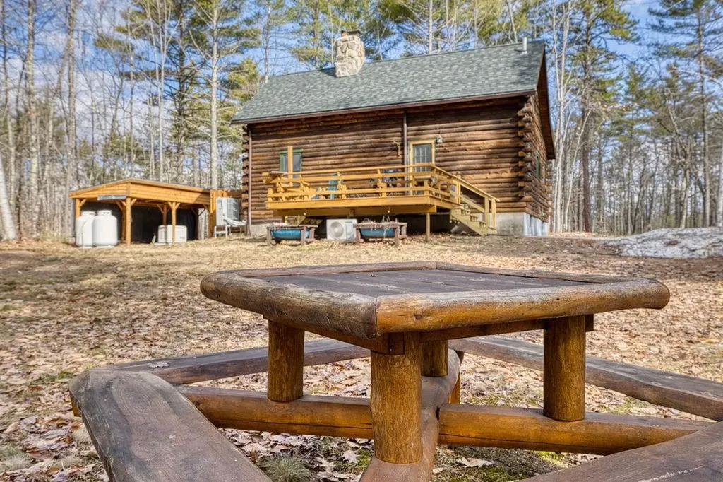 111 Pine River Path Effingham NH 03882