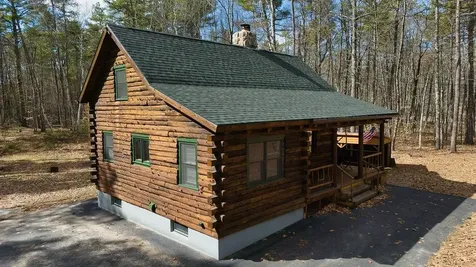 111 Pine River Path Effingham NH 03882