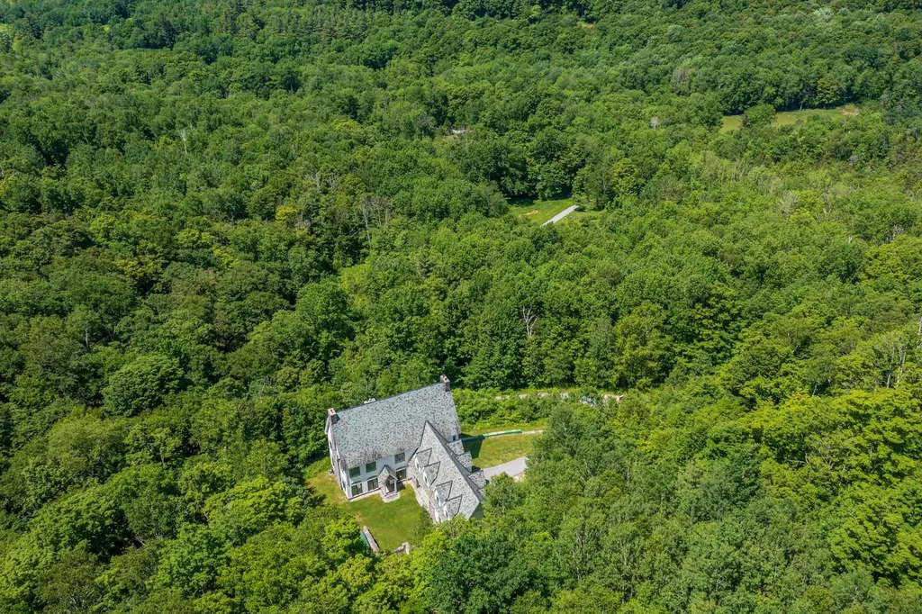 50 Grouse Lane Dorset VT 05251