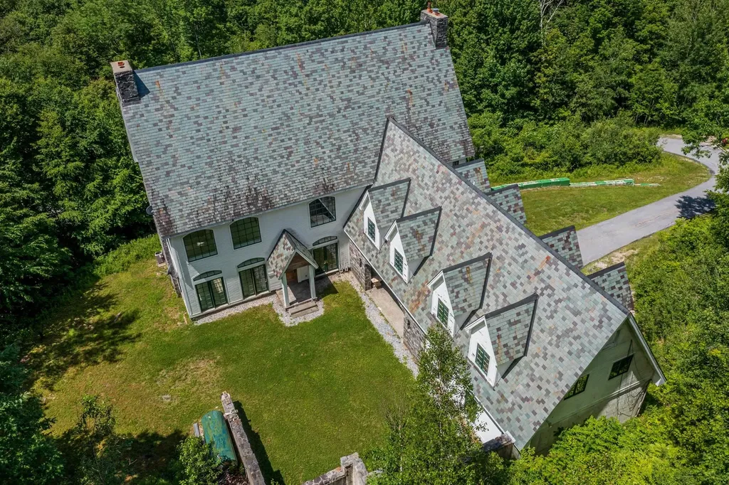 50 Grouse Lane Dorset VT 05251