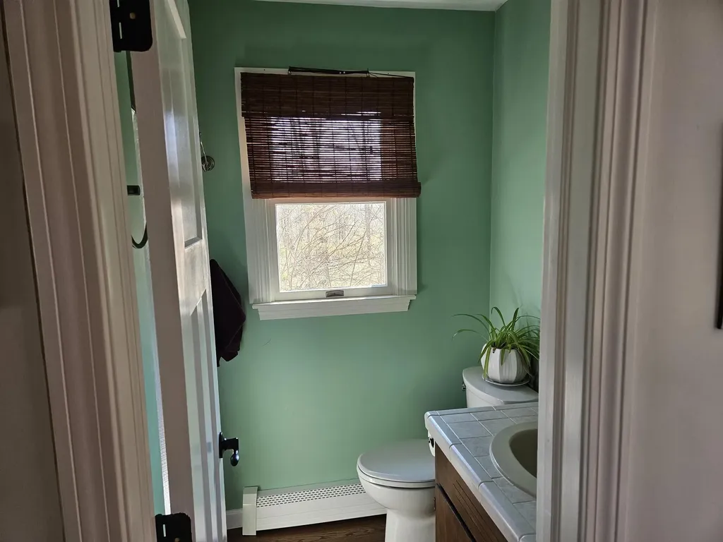 13 Mitchell Road Lee NH 03861