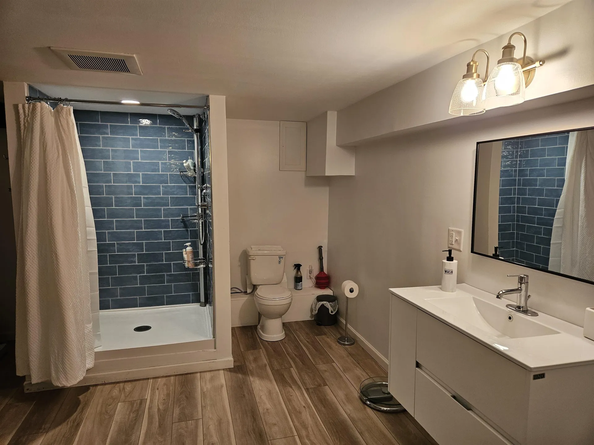 13 Mitchell Road Lee NH 03861