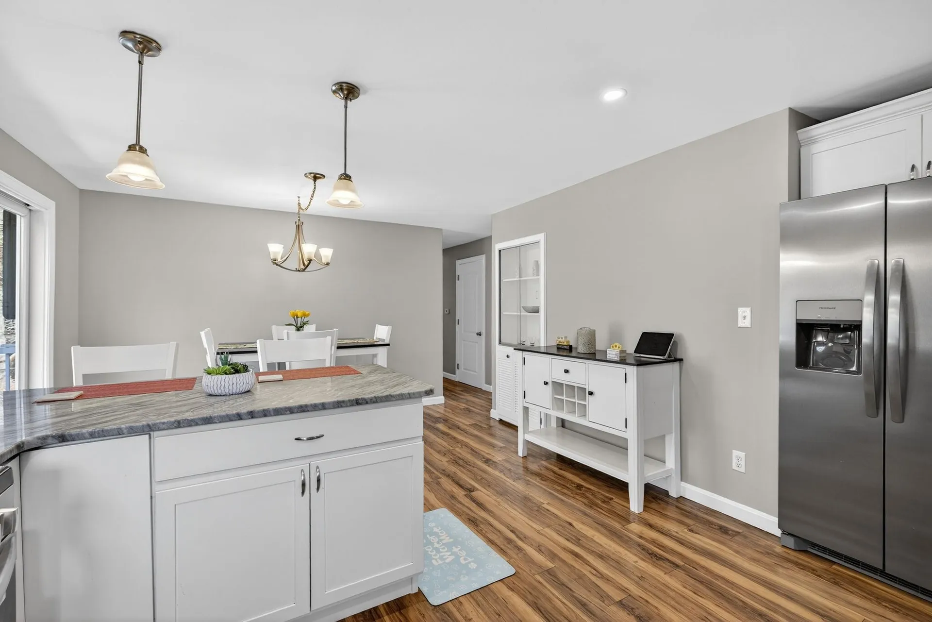 9 Dawson Avenue Salem NH 03079
