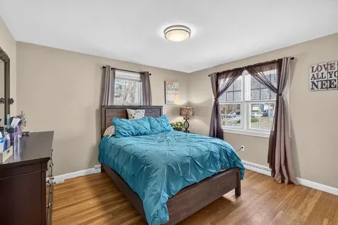 9 Dawson Avenue Salem NH 03079