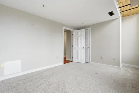 470 Silver Street Manchester NH 03103