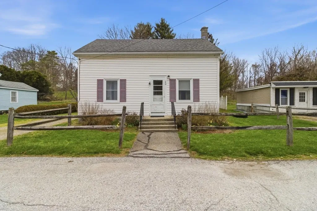 20 Sage Street Bennington VT 05257