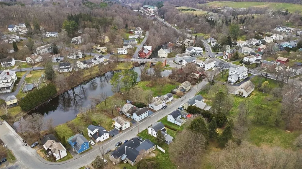 20 Sage Street Bennington VT 05257