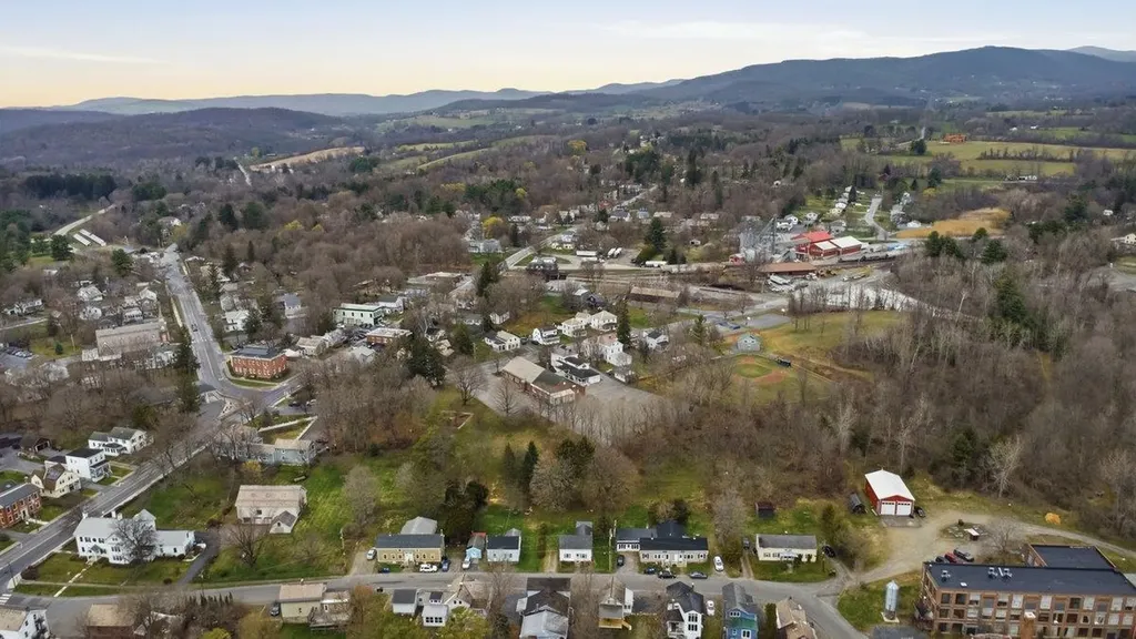 20 Sage Street Bennington VT 05257