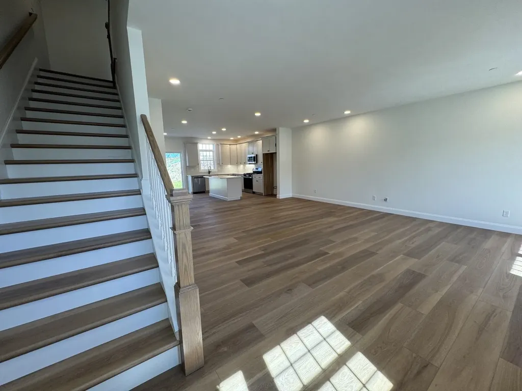 6B Dearborn Circle Goffstown NH 03045