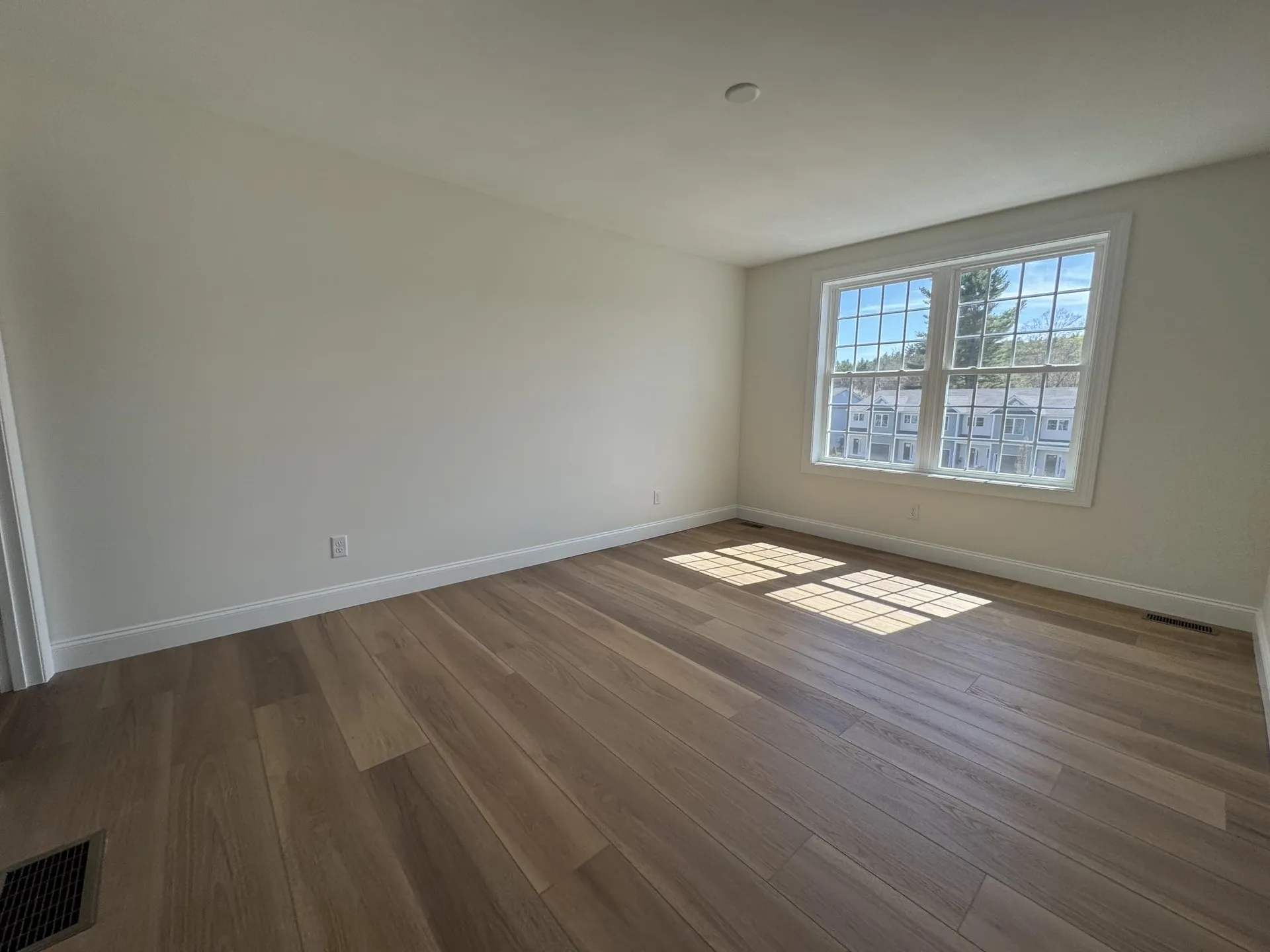6B Dearborn Circle Goffstown NH 03045