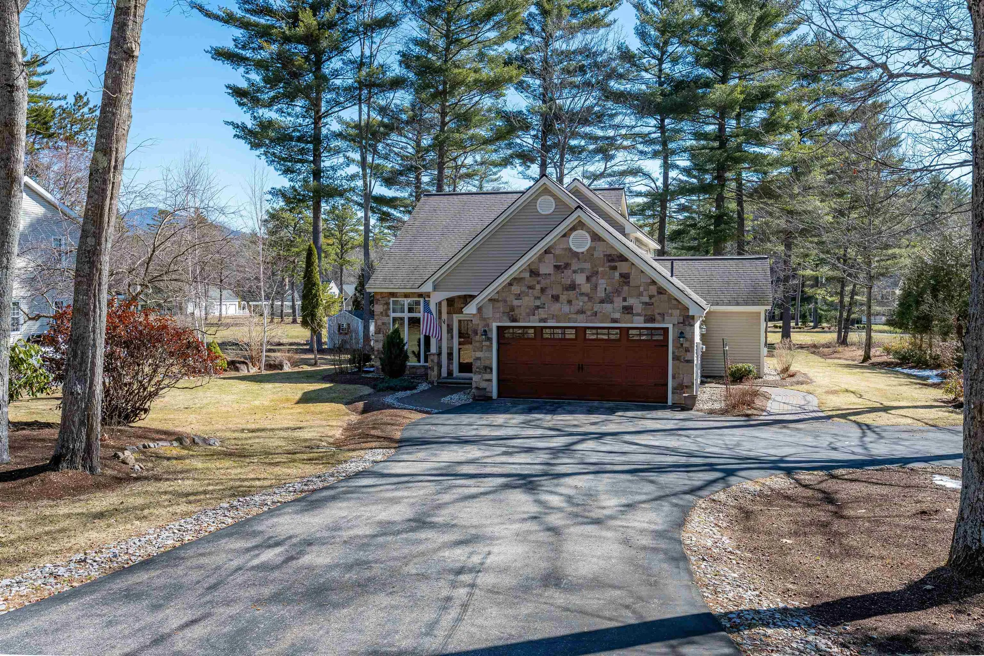 Hales Location NH, 18 Falcon Way