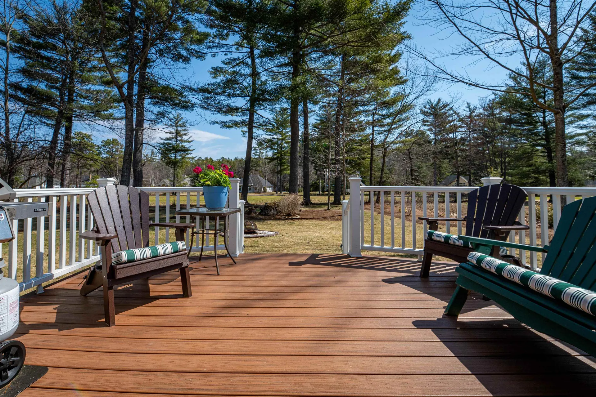 18 Falcon Way Hales Location NH 03860