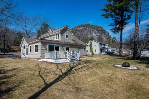 18 Falcon Way Hales Location NH 03860