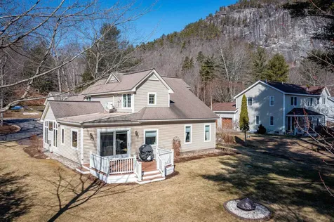 18 Falcon Way Hales Location NH 03860
