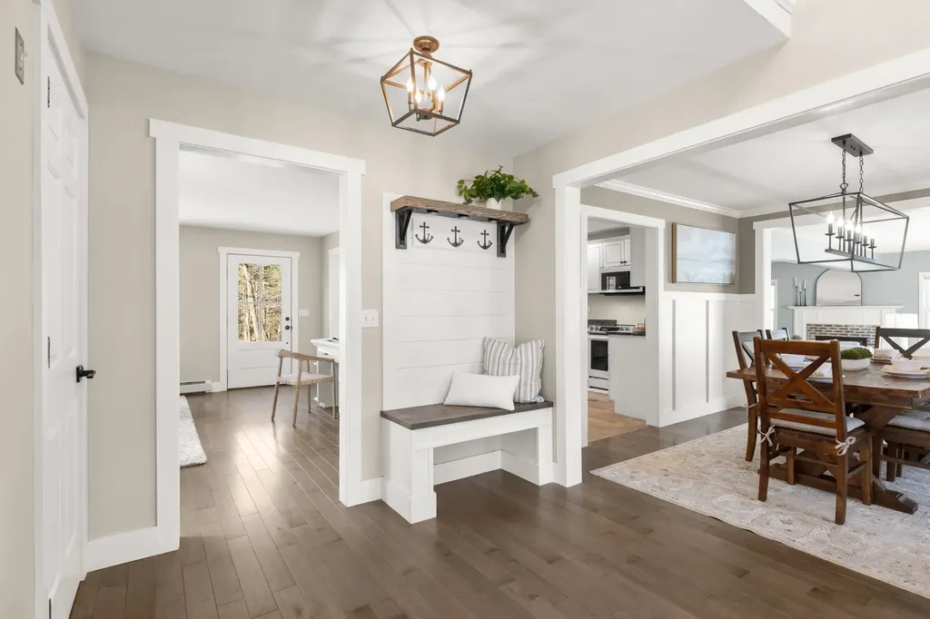 35 Winterberry Lane Stratham NH 03885