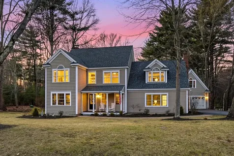 35 Winterberry Lane Stratham NH 03885