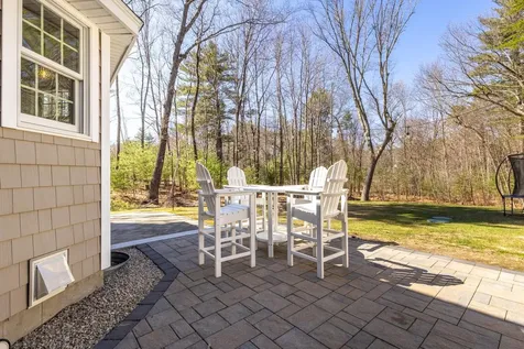 35 Winterberry Lane Stratham NH 03885
