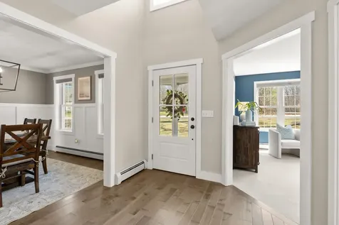 35 Winterberry Lane Stratham NH 03885
