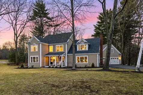 35 Winterberry Lane Stratham NH 03885